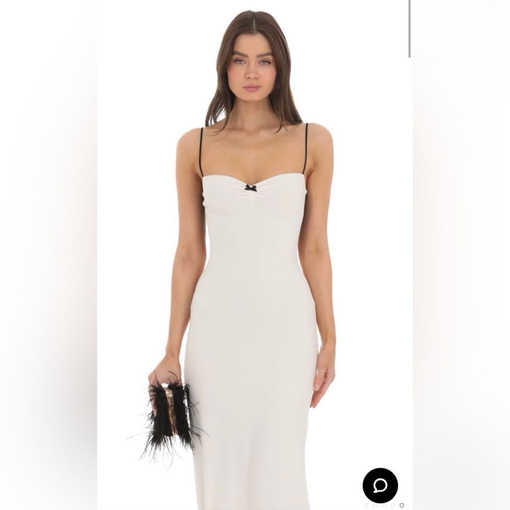 Open Back Two-Toned Maxi Dress in White
